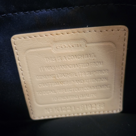 Coach Cream leather diaper bag - Picture 3 of 13